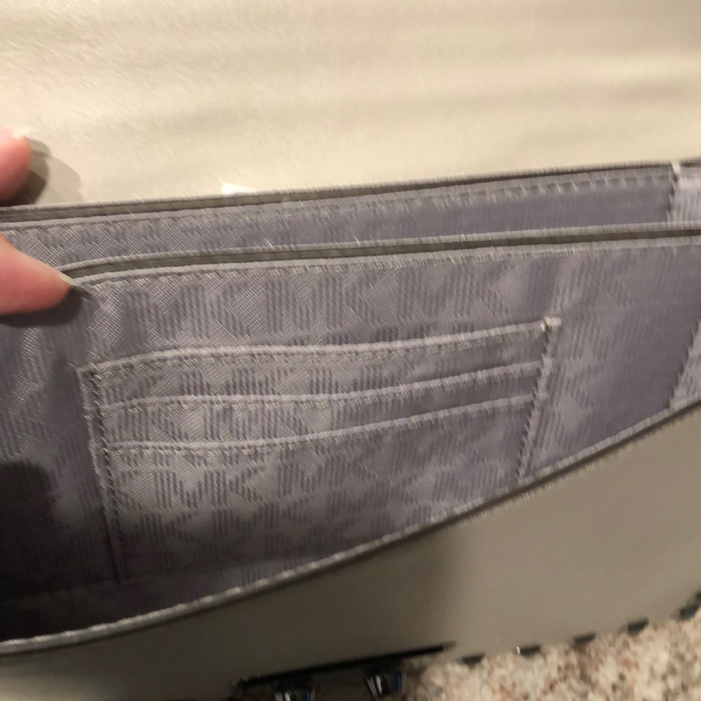 Michael Kors Crossbody - Picture 12 of 12